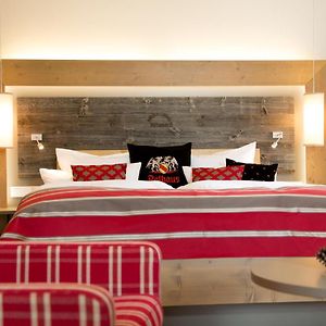 Deluxe Zimmer mit Kingsize-Bett